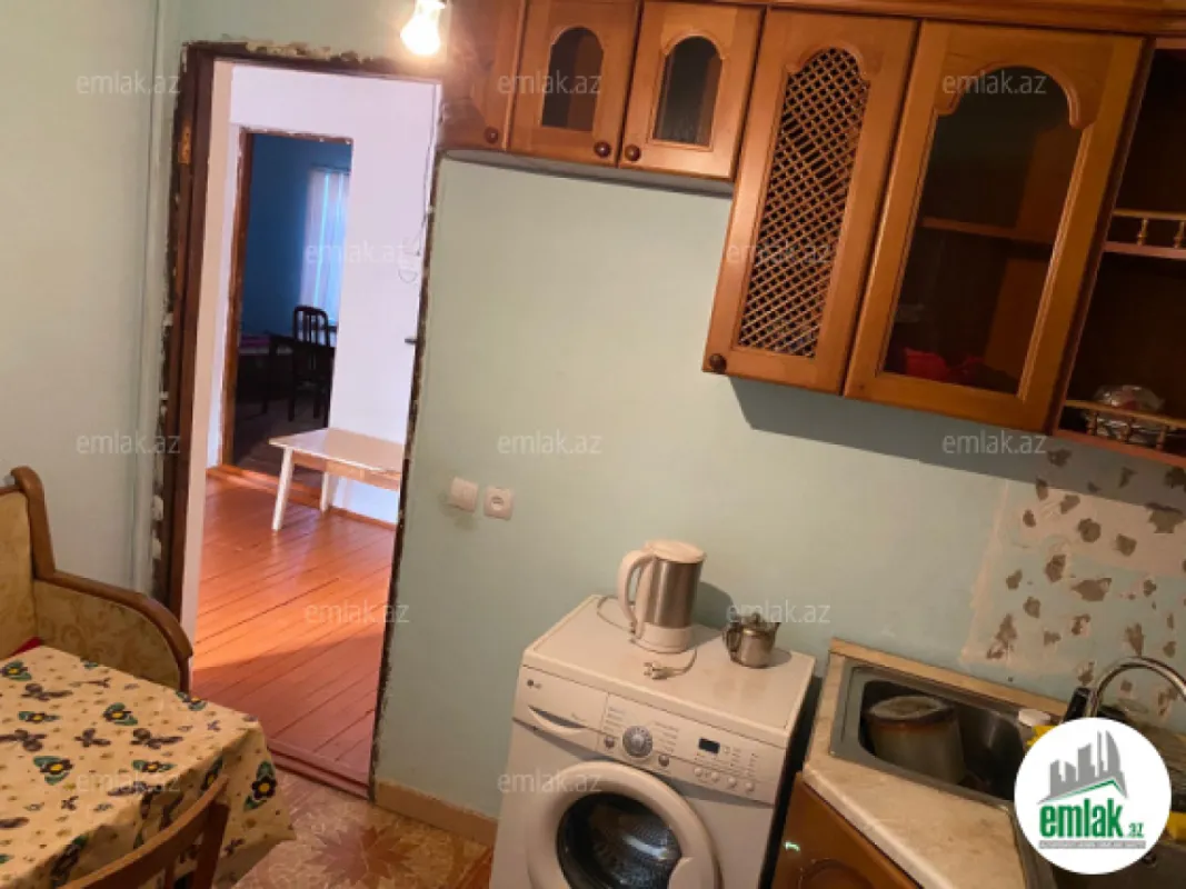 Satılır 6 otaqlı həyət evi 171 m²