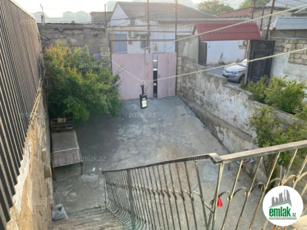 Satılır 6 otaqlı həyət evi 171 m²