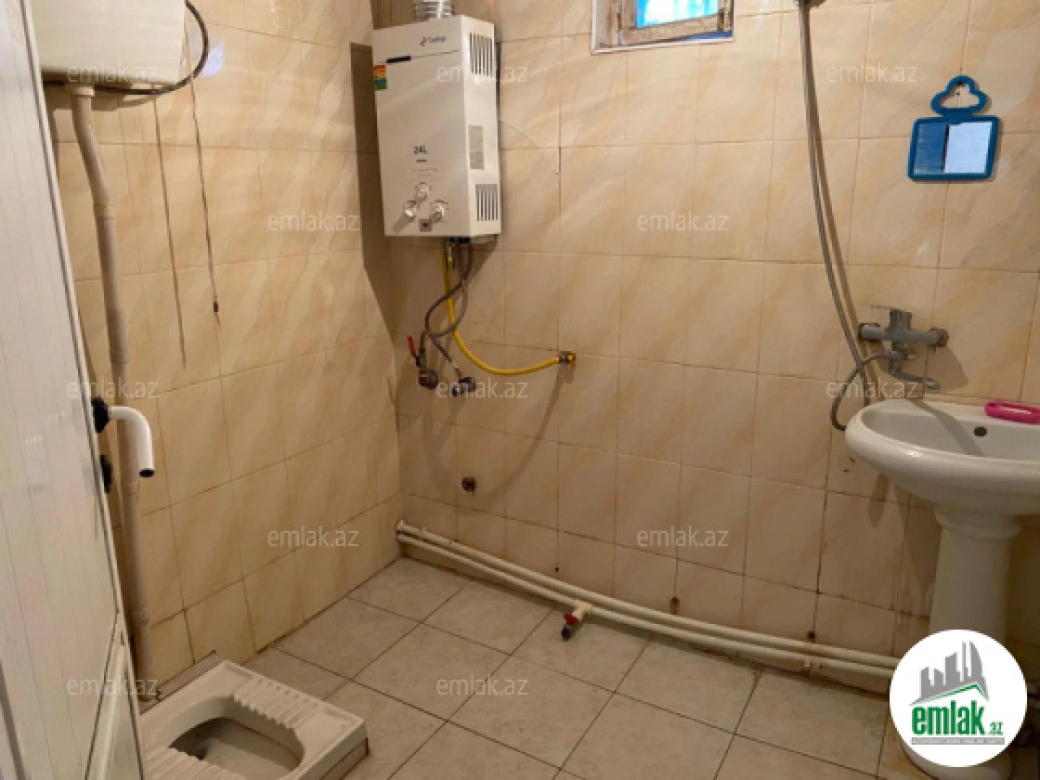Satılır 6 otaqlı həyət evi 171 m²