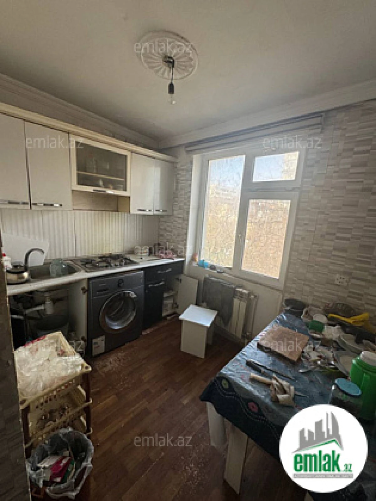 Satılır 3 otaqlı köhnə tikili 60 m²