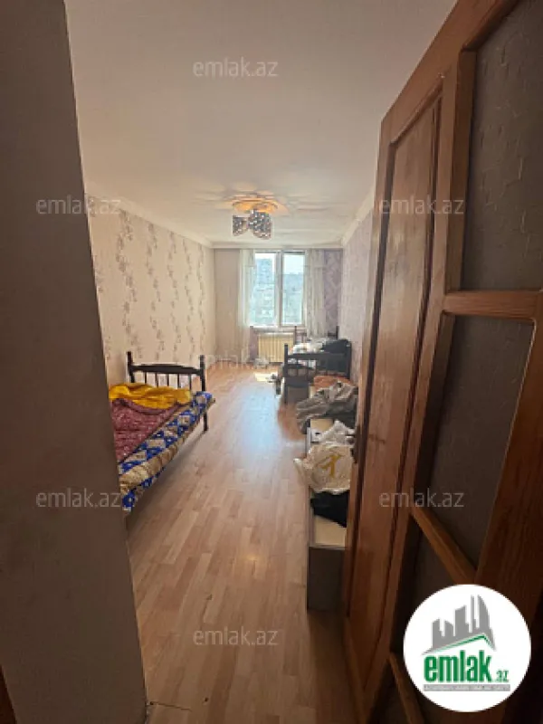 Satılır 3 otaqlı köhnə tikili 60 m²