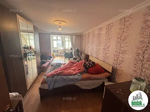 Satılır 3 otaqlı köhnə tikili 60 m²