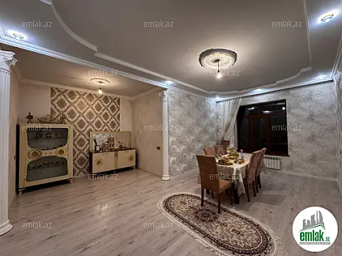 Satılır 8 otaqlı həyət evi 240 m²