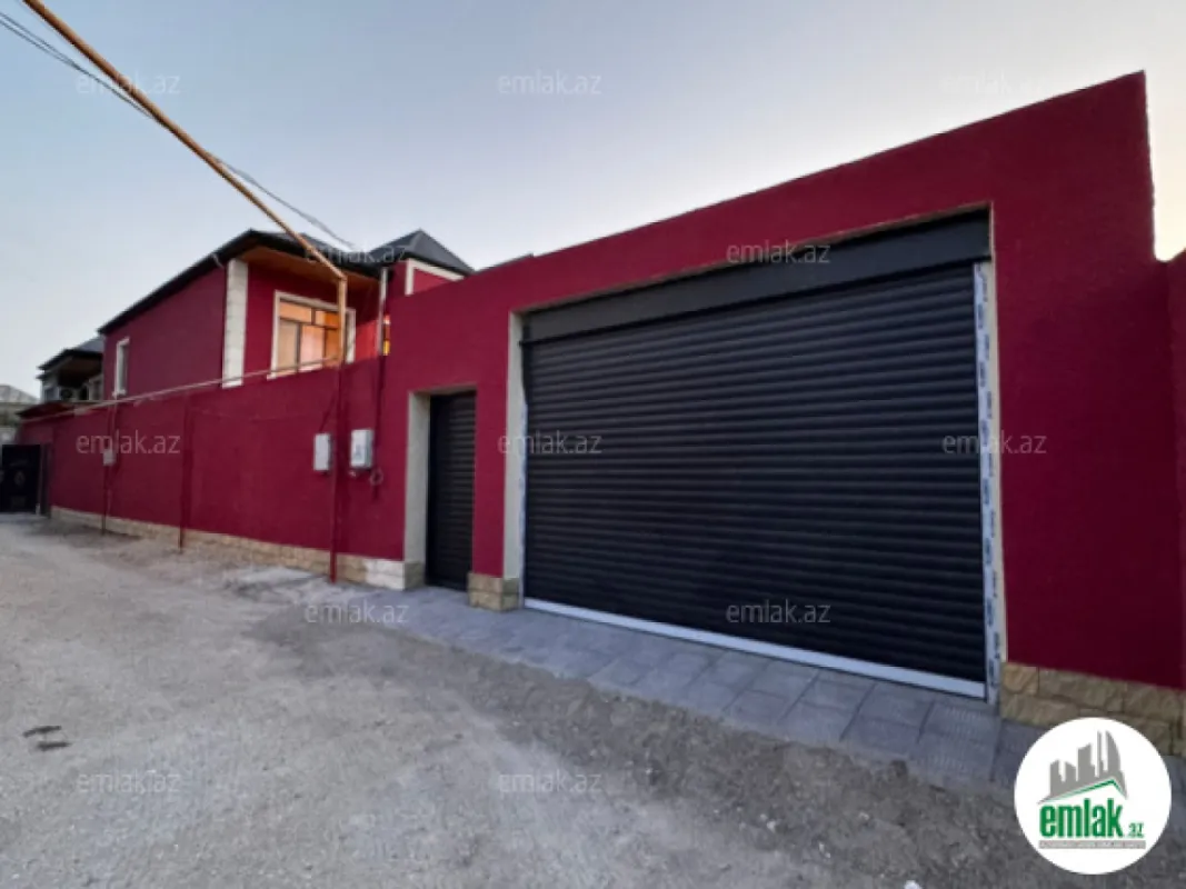 Satılır 8 otaqlı həyət evi 240 m²