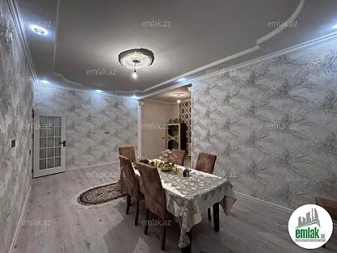 Satılır 8 otaqlı həyət evi 240 m²