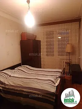 Satılır 3 otaqlı köhnə tikili 80 m²