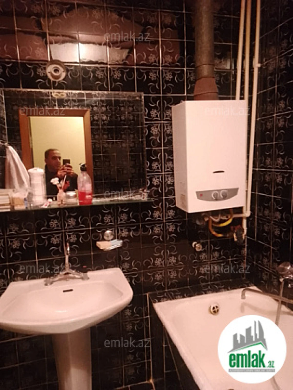 Satılır 3 otaqlı köhnə tikili 80 m²