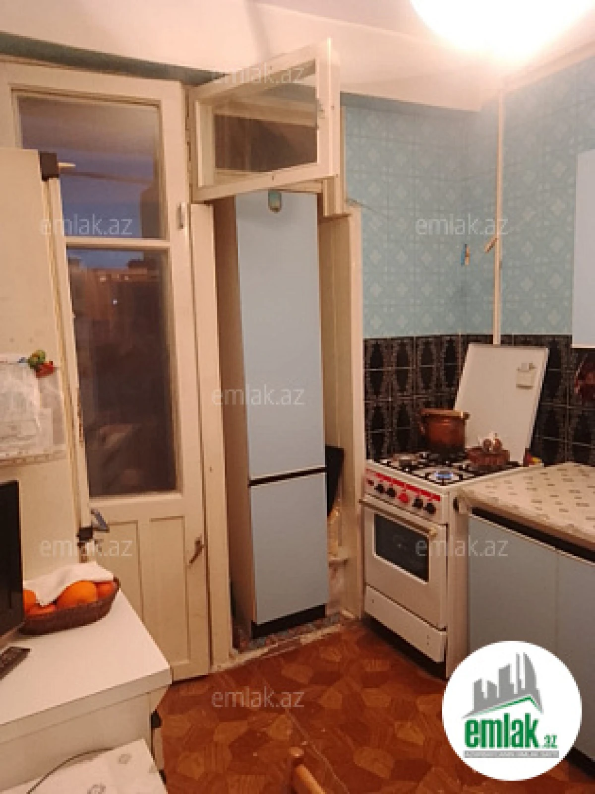 Satılır 3 otaqlı köhnə tikili 80 m²