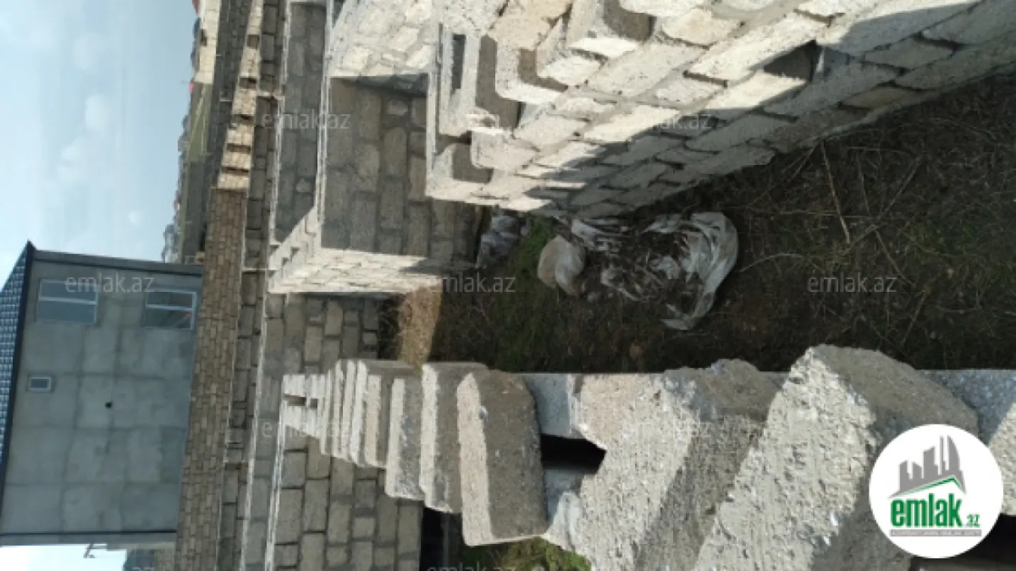 Satılır 2 otaqlı həyət evi 9.6 m²