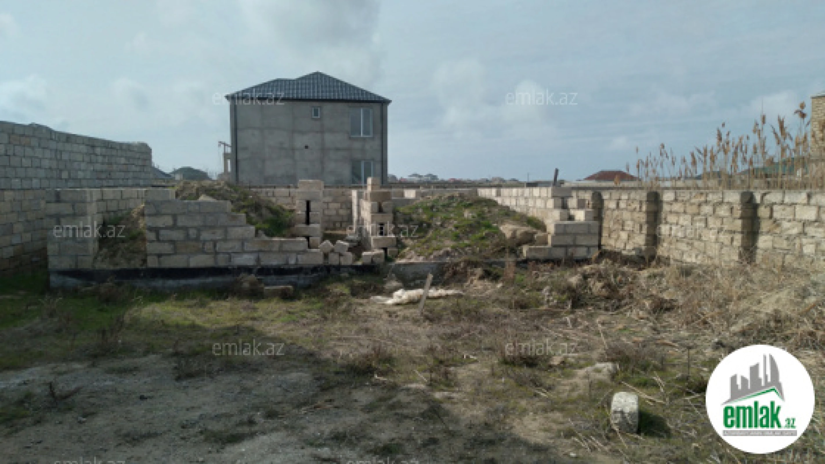 Satılır 2 otaqlı həyət evi 9.6 m²