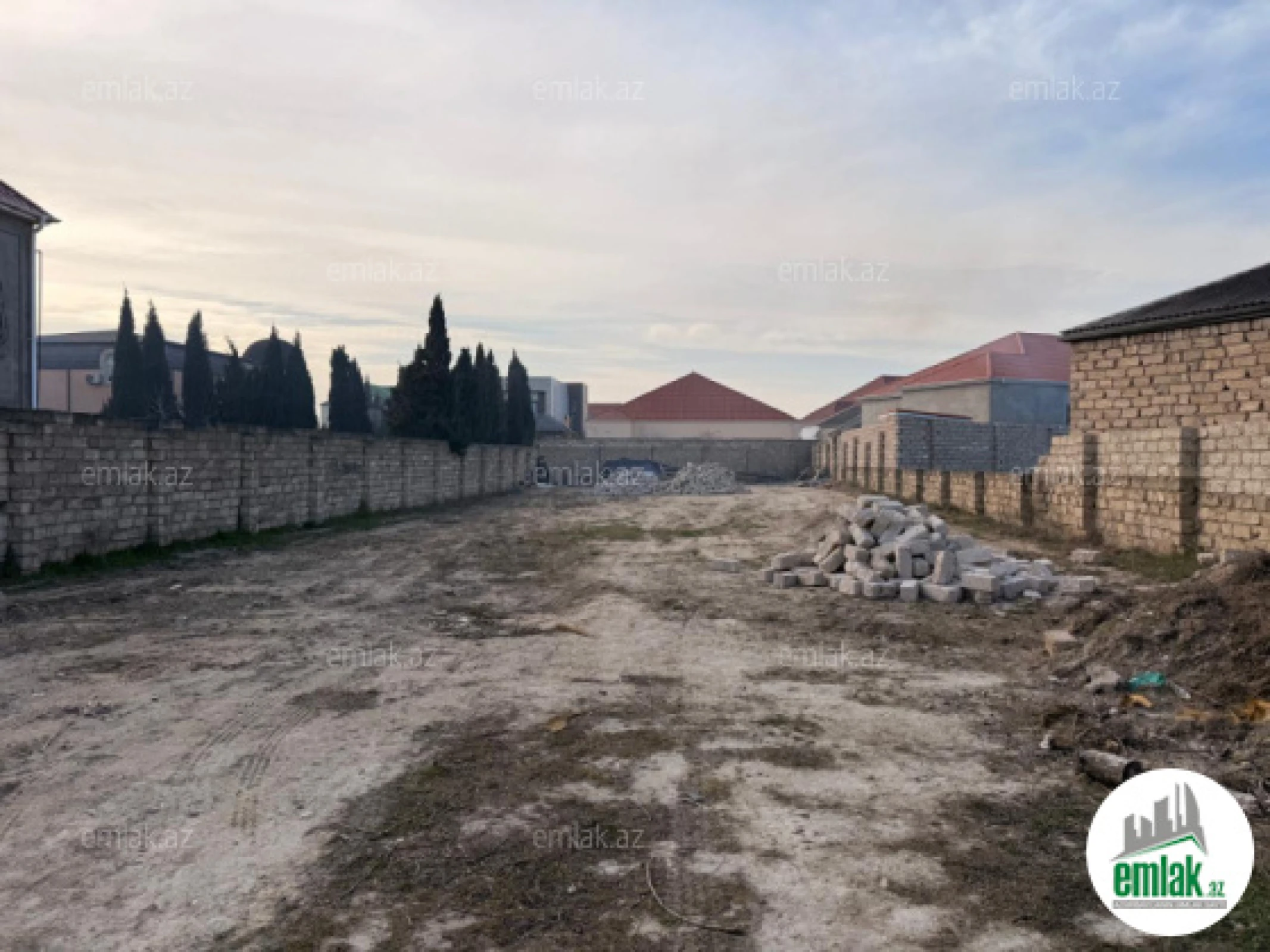 Satılır torpaq sahəsi 4 m²