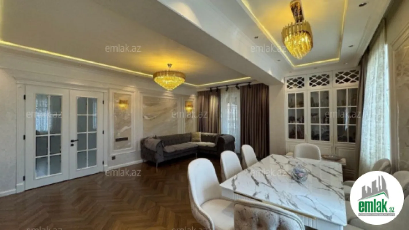 Satılır 3 otaqlı yeni tikili 132 m²