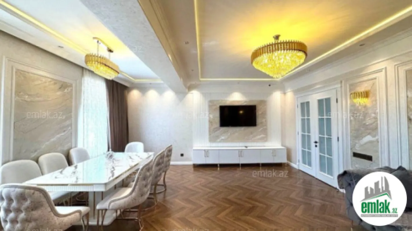 Satılır 3 otaqlı yeni tikili 132 m²