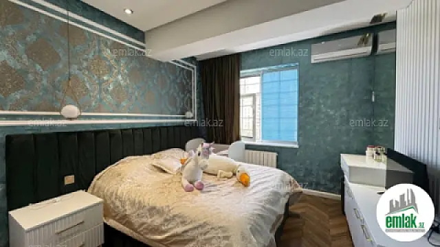 Satılır 3 otaqlı yeni tikili 132 m²