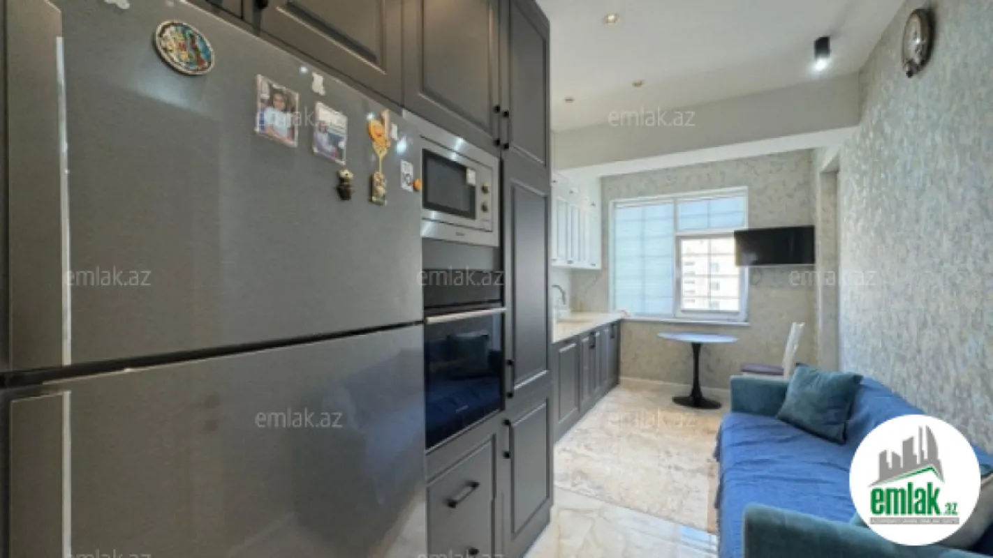 Satılır 3 otaqlı yeni tikili 132 m²