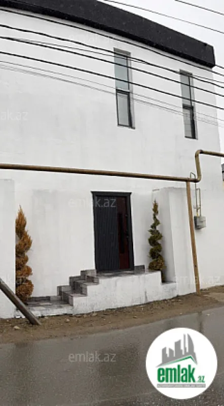 Satılır 6 otaqlı həyət evi 230 m²
