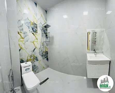 Satılır 6 otaqlı həyət evi 230 m²