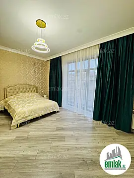 Satılır 6 otaqlı həyət evi 230 m²