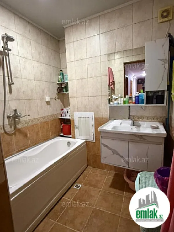 Satılır 2 otaqlı yeni tikili 95 m²