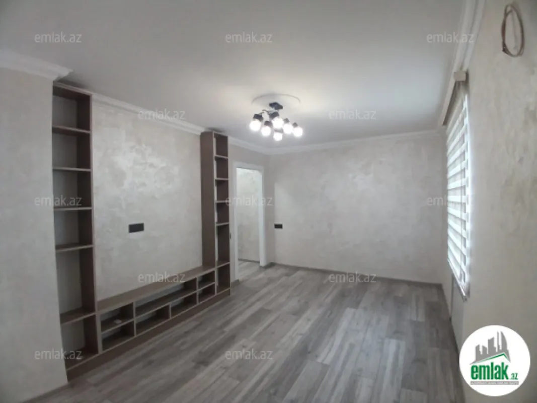 Satılır 2 otaqlı köhnə tikili 40 m²