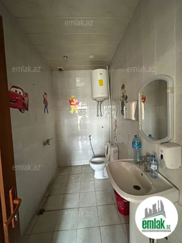 Satılır 15 otaqlı obyekt 600 m²