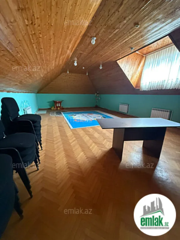 Satılır 15 otaqlı obyekt 600 m²