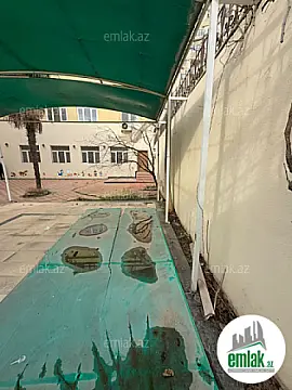 Satılır 15 otaqlı obyekt 600 m²