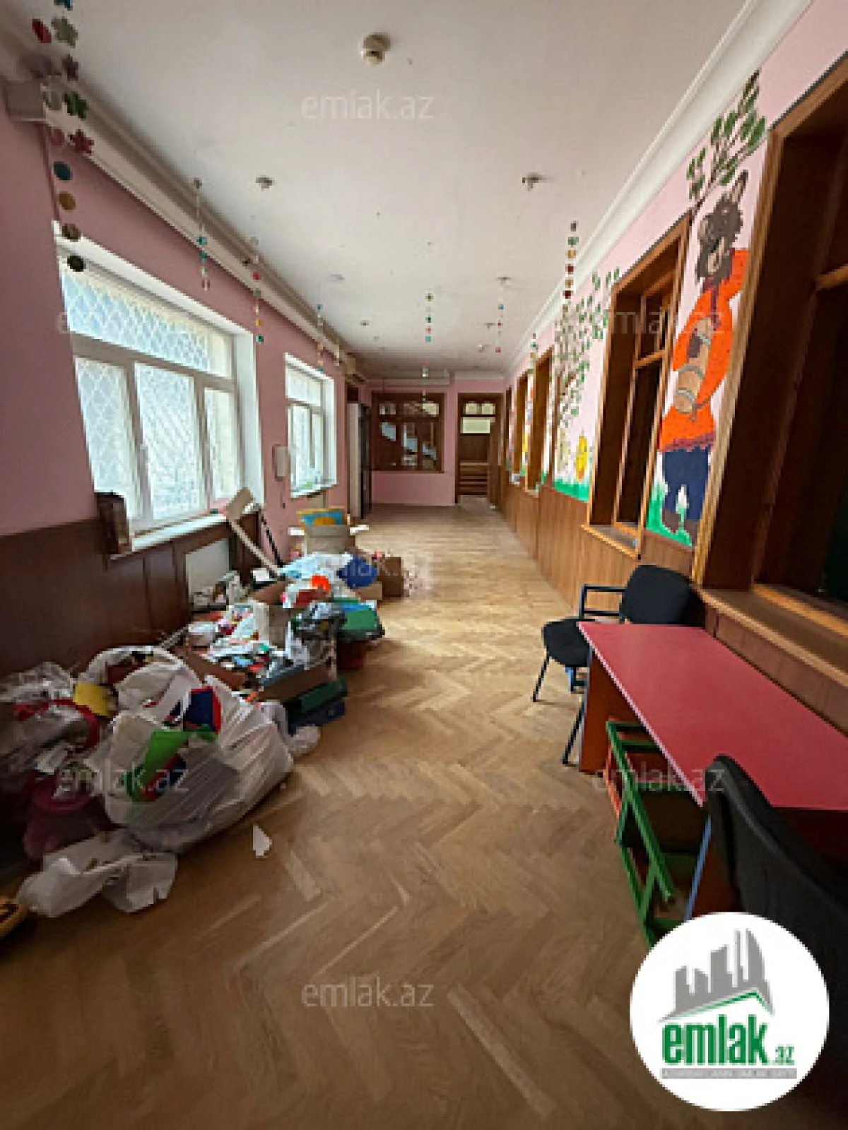 Satılır 15 otaqlı obyekt 600 m²