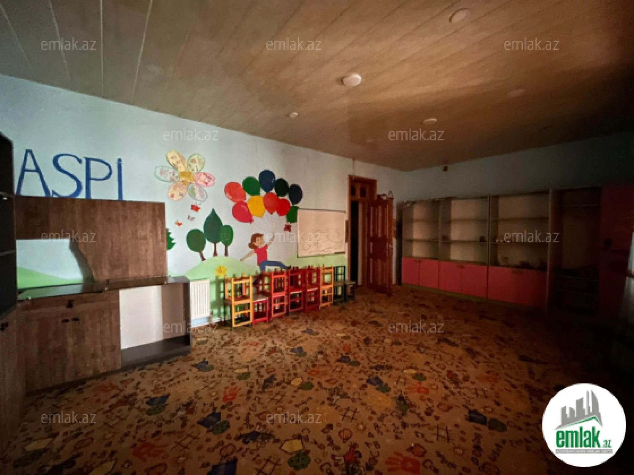 Satılır 15 otaqlı obyekt 600 m²