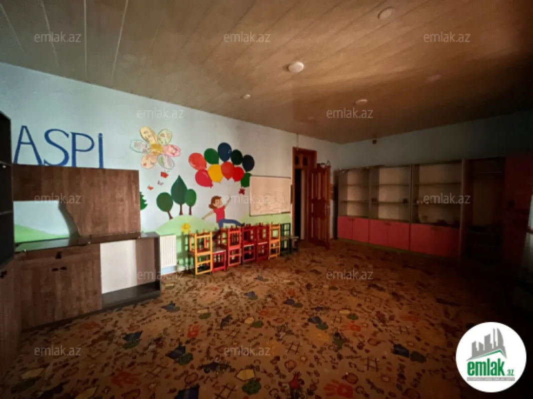 Satılır 15 otaqlı obyekt 600 m²