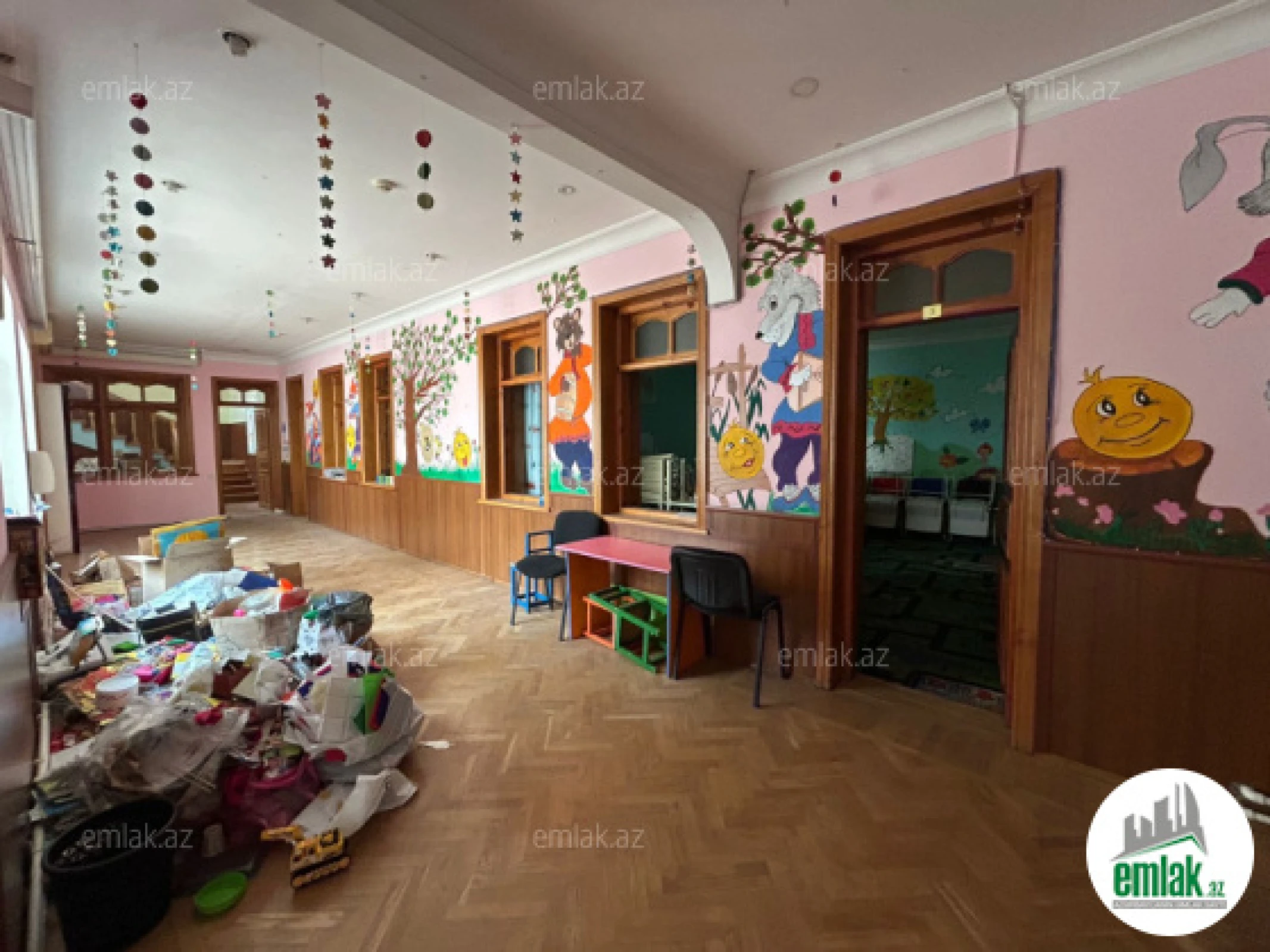 Satılır 15 otaqlı obyekt 600 m²