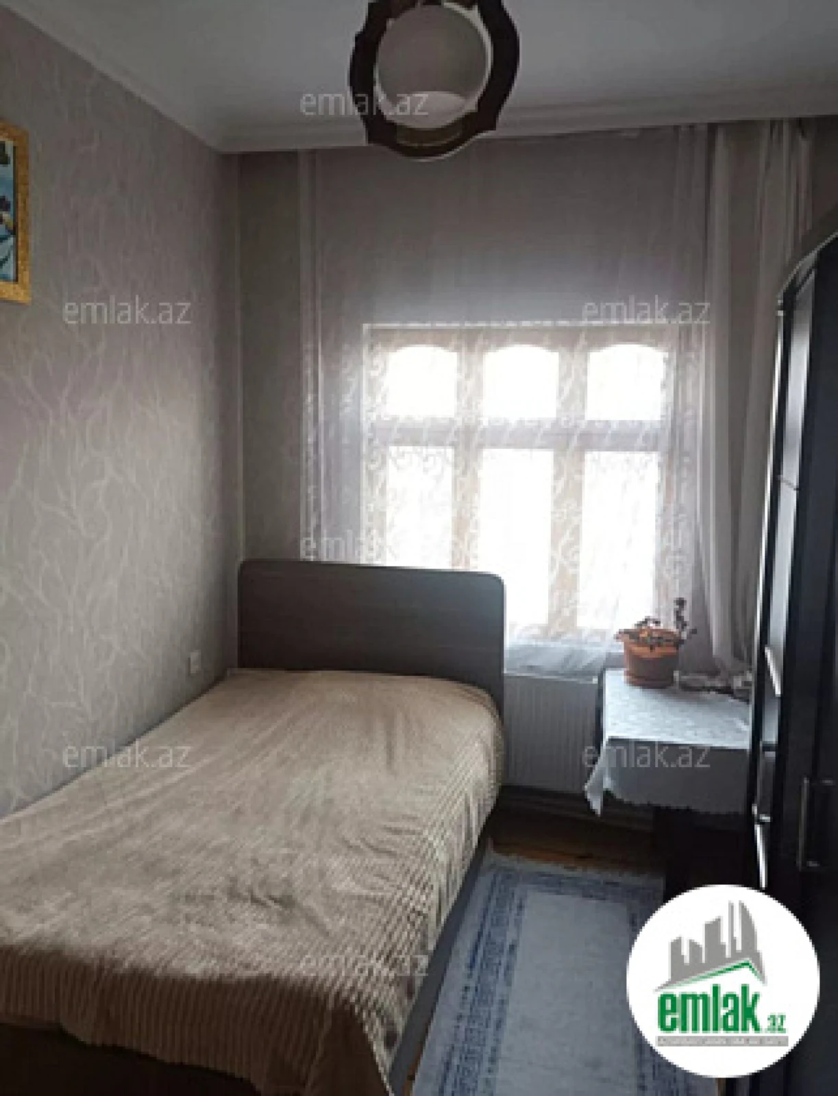 Satılır 3 otaqlı köhnə tikili 70 m²