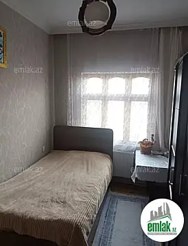 Satılır 3 otaqlı köhnə tikili 70 m²