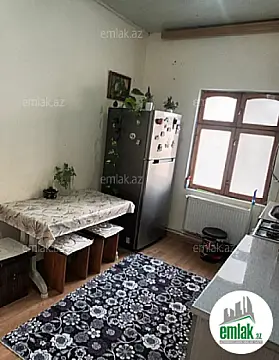 Satılır 3 otaqlı köhnə tikili 70 m²