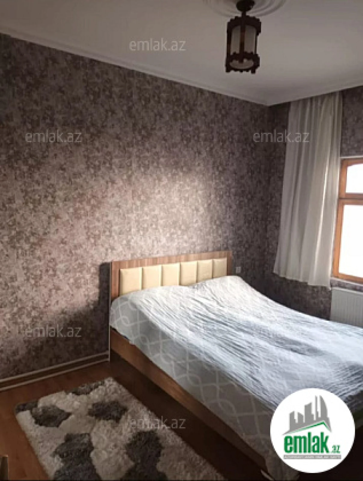 Satılır 3 otaqlı köhnə tikili 70 m²
