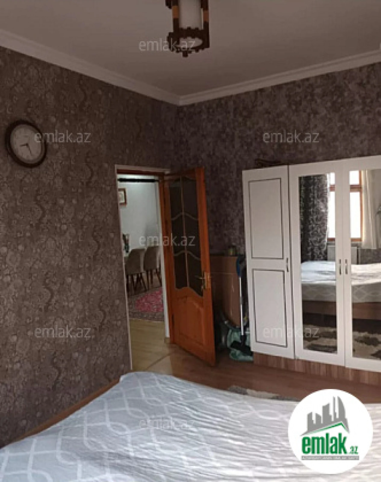 Satılır 3 otaqlı köhnə tikili 70 m²
