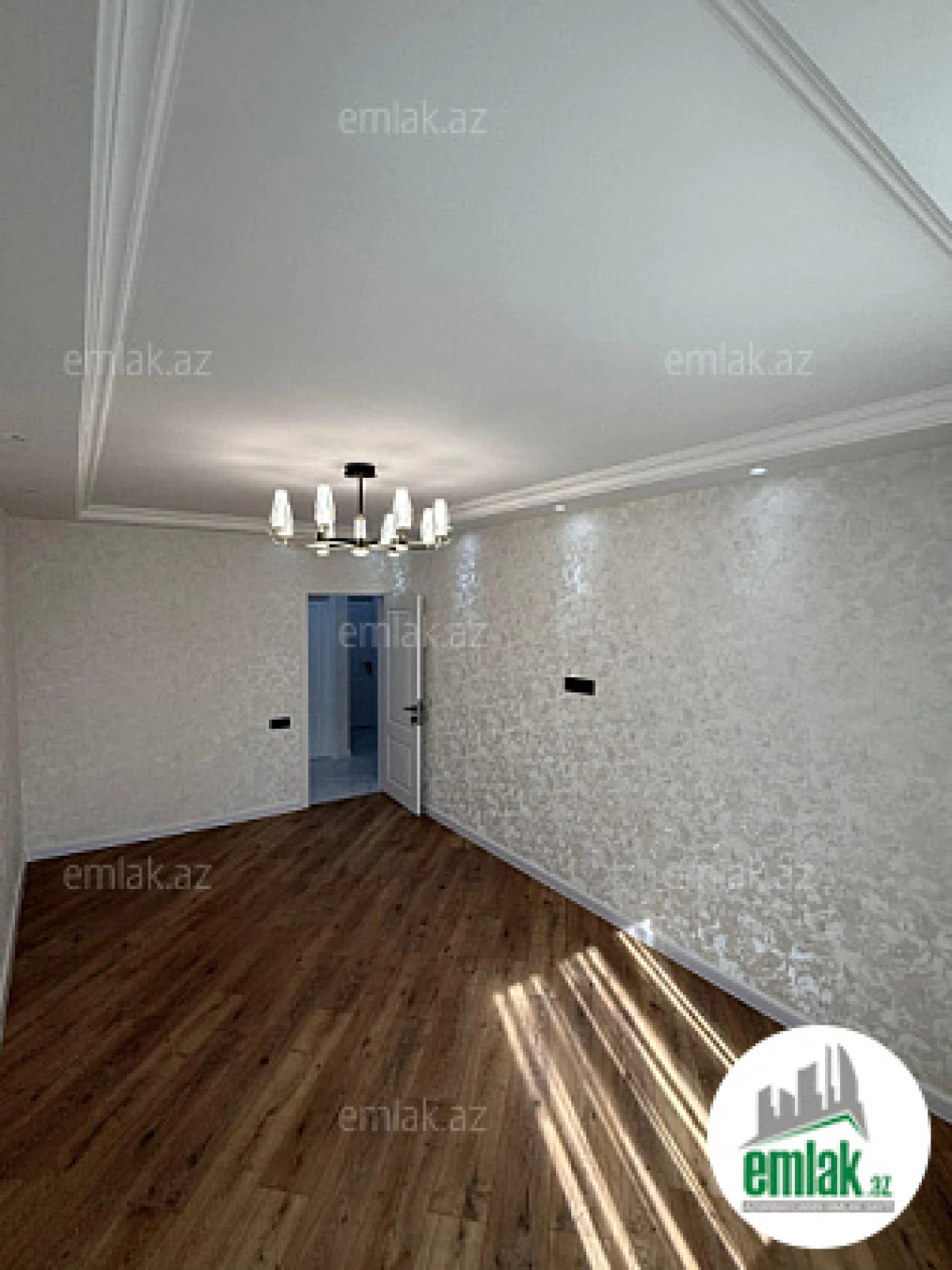 Satılır 3 otaqlı köhnə tikili 70 m²