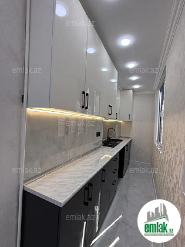 Satılır 3 otaqlı köhnə tikili 70 m²