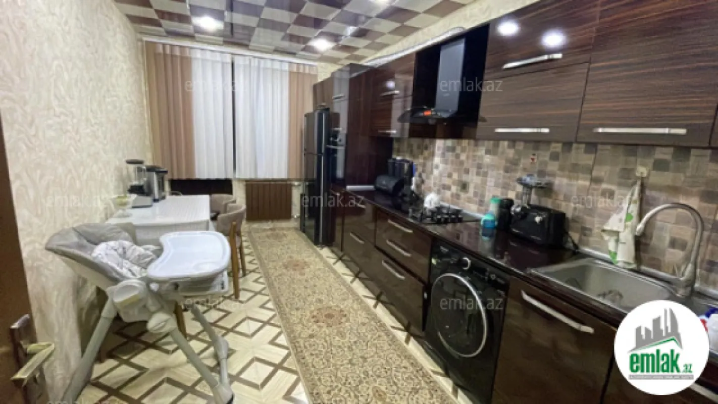 Satılır 3 otaqlı yeni tikili 105 m²