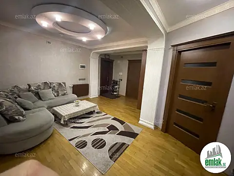 Satılır 3 otaqlı yeni tikili 105 m²