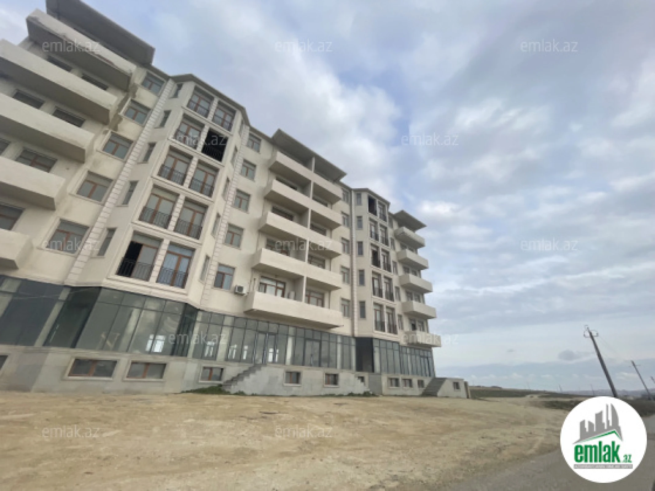 Satılır 2 otaqlı yeni tikili 52 m²