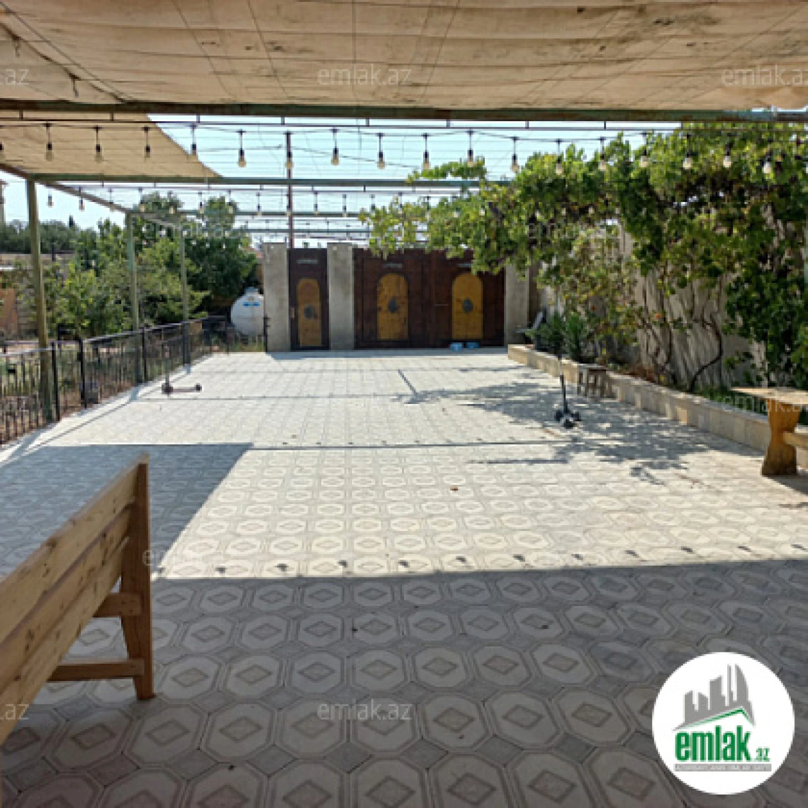 Satılır 3 otaqlı həyət evi 140 m²