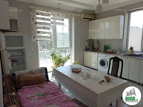 Satılır 3 otaqlı həyət evi 140 m²