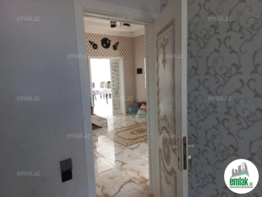 Satılır 3 otaqlı həyət evi 140 m²