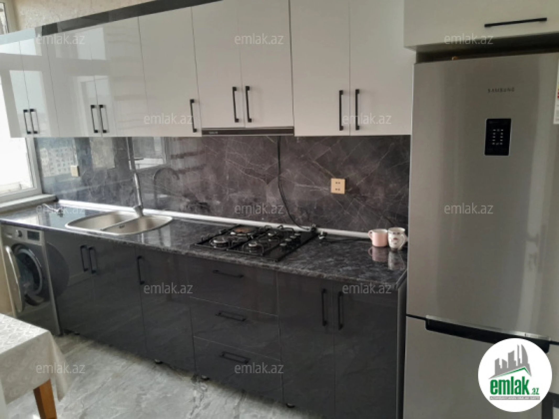 Satılır 3 otaqlı yeni tikili 70 m²