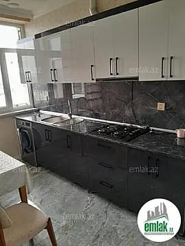 Satılır 3 otaqlı yeni tikili 70 m²