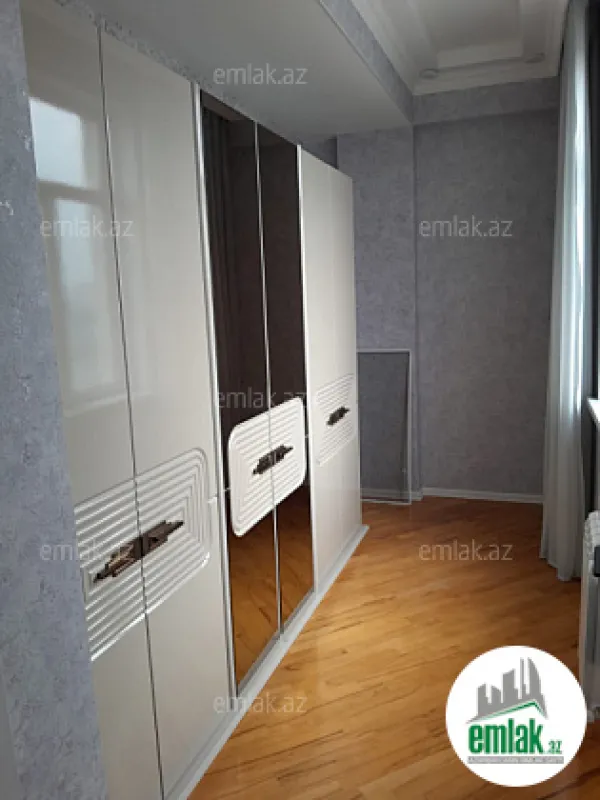 Satılır 3 otaqlı yeni tikili 70 m²