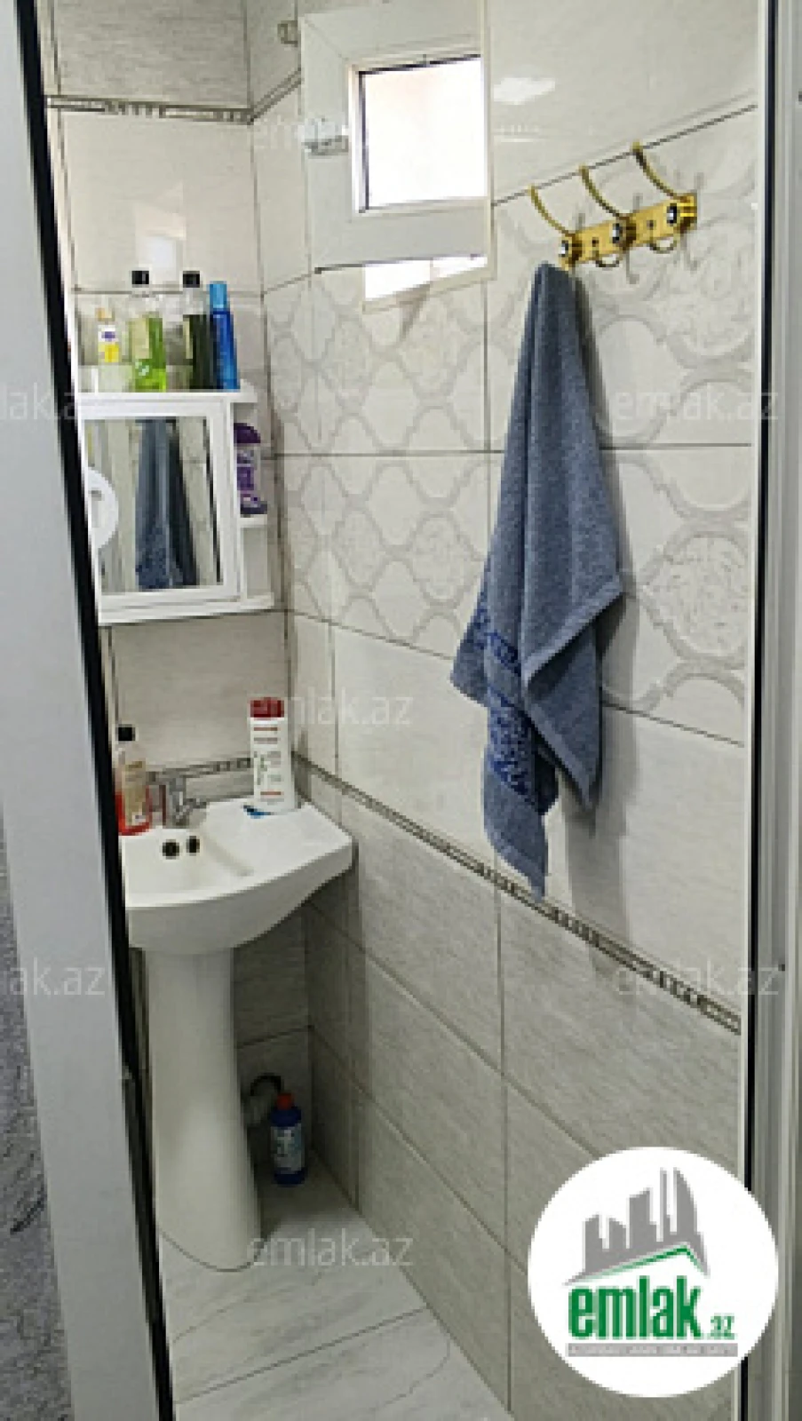 Satılır 6 otaqlı həyət evi 220 m²