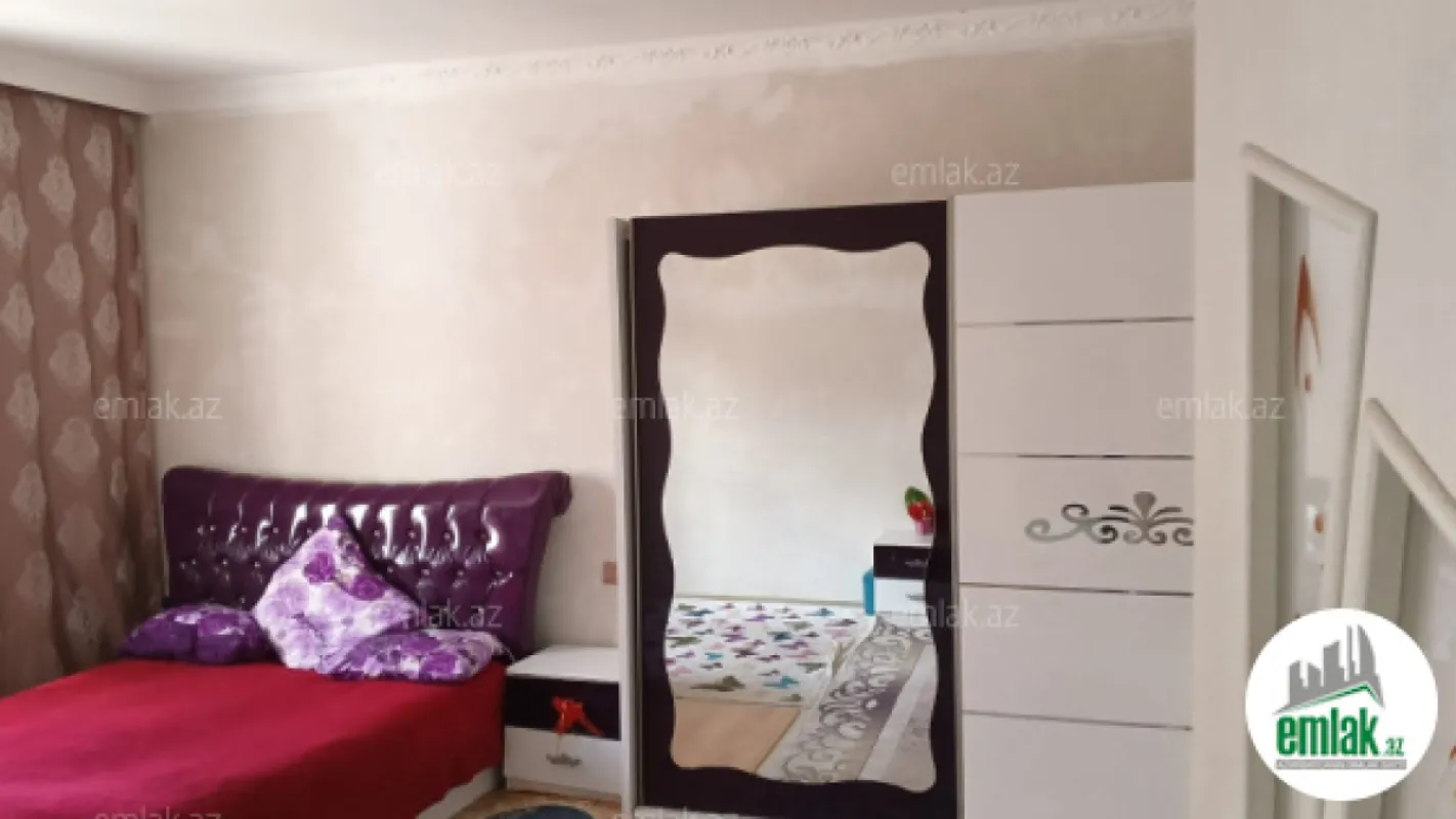 Satılır 6 otaqlı həyət evi 220 m²