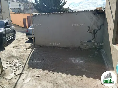 Satılır 6 otaqlı həyət evi 220 m²